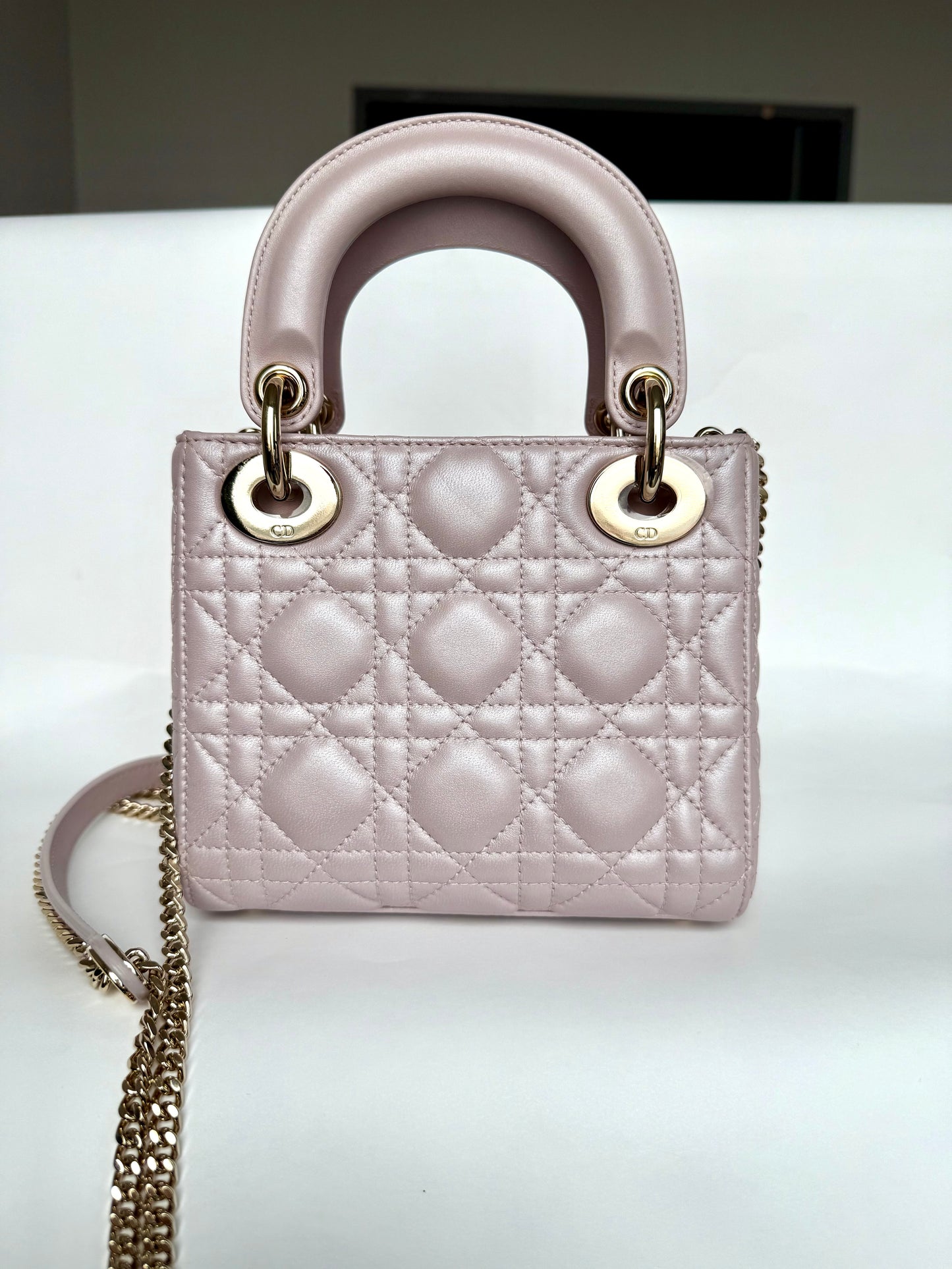 Мини-сумка Miss Dior