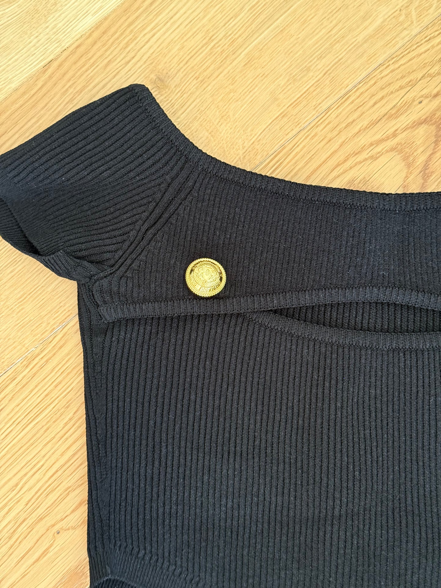 Balmain Black Off-the-shoulder Cropped Tank Top