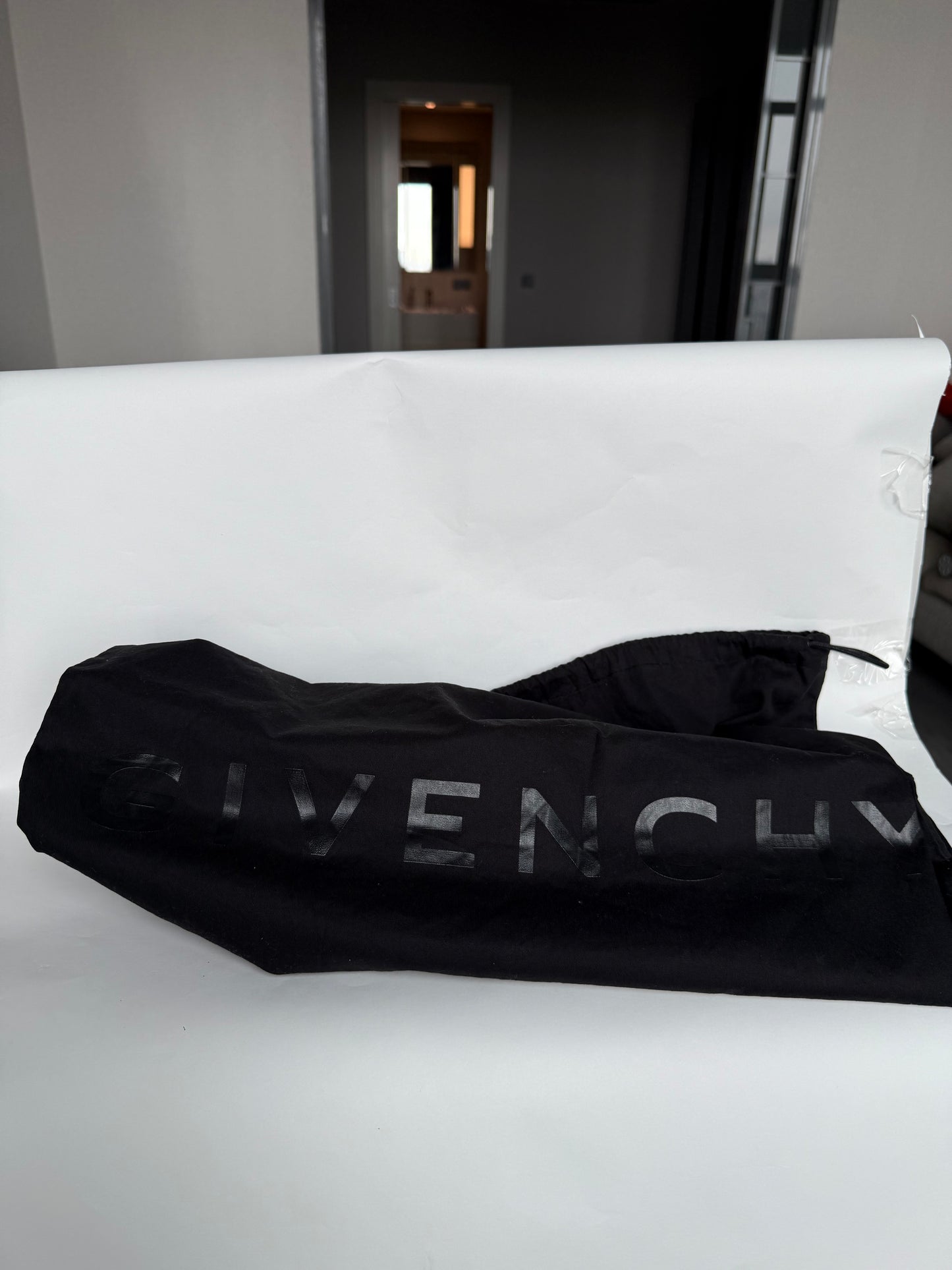 Givenchy Antigona Lock Snake print Shoulder Bag