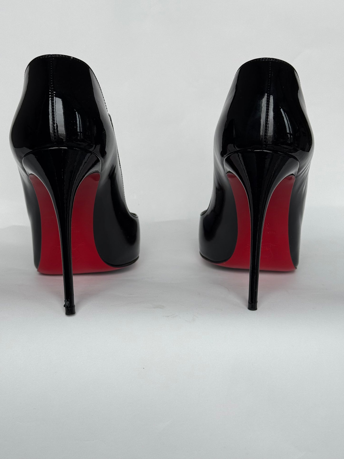 Christian Louboutin Hot Chick