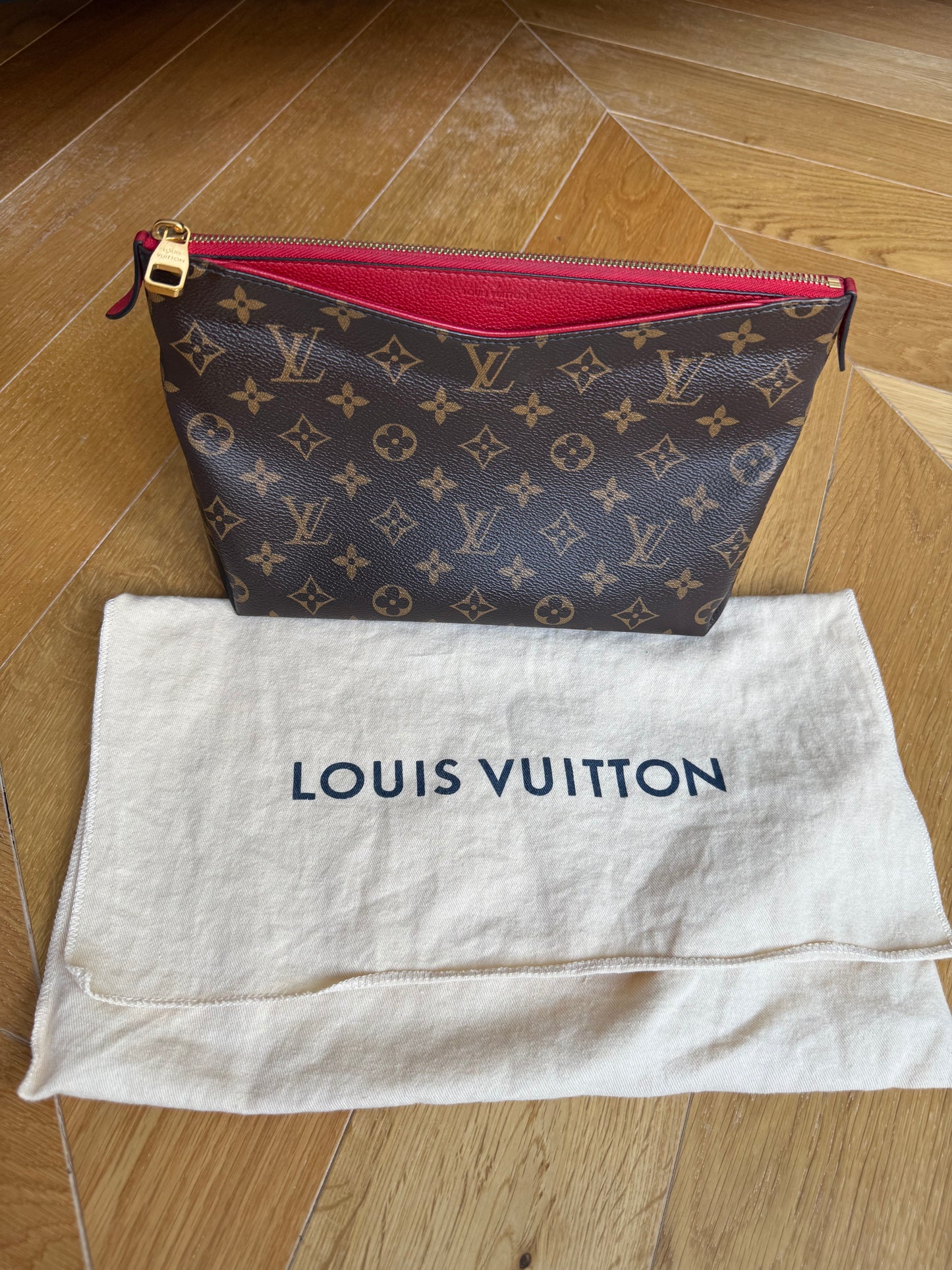 Louis Vuitton Toiletry Pouch 26