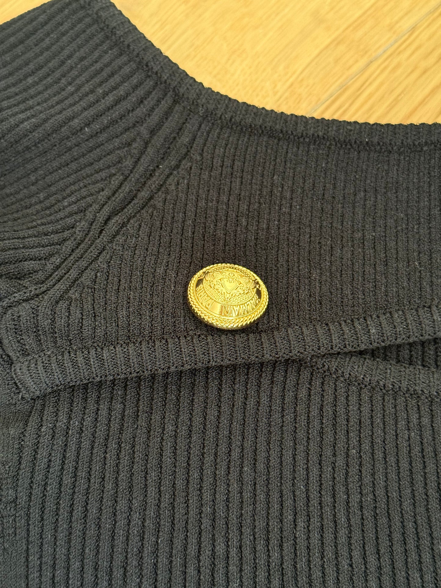 Balmain Black Off-the-shoulder Cropped Tank Top